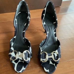 Nero Bianco animal print Gucci